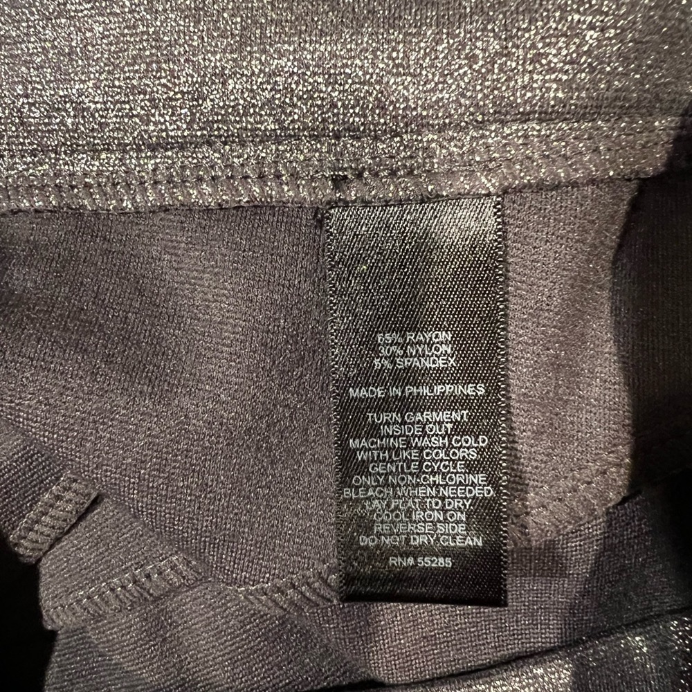 Express Metallic silver mini skirt size 00 - Picture 4 of 4